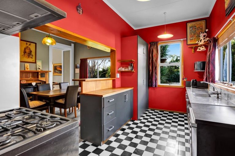 Photo of property in 20 Douglas Street, Hawera, 4610