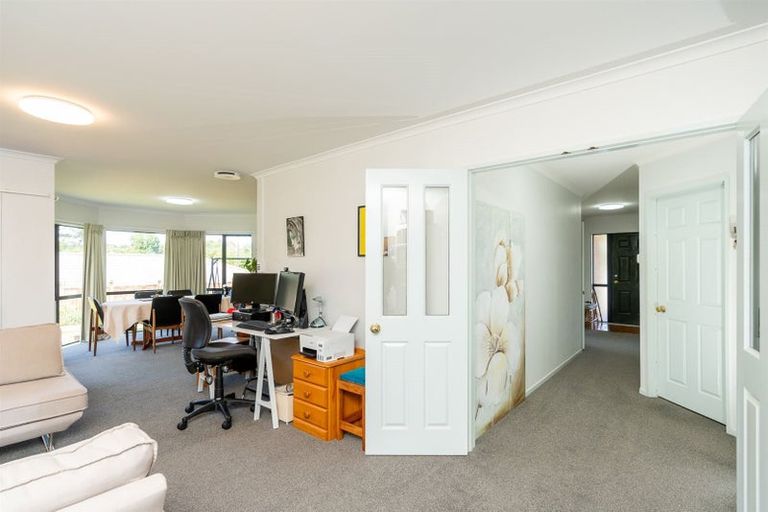 Photo of property in 103 Dixon Road, Glenview, Hamilton, 3206