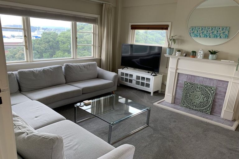 Photo of property in 3/7 Stowe Hill, Thorndon, Wellington, 6011