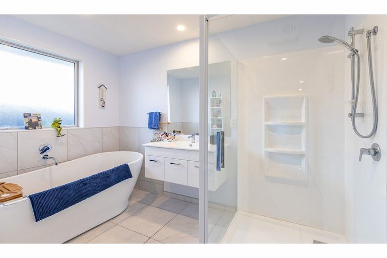 Photo of property in 32 Sutherland Drive, Kaiapoi, 7630