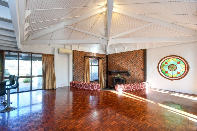 Photo of property in 1 Buncrana Place, Rosehill, Papakura, 2113