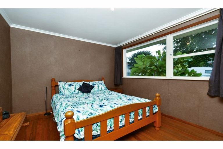 Photo of property in 20 Hartley Terrace, Massey, Auckland, 0614