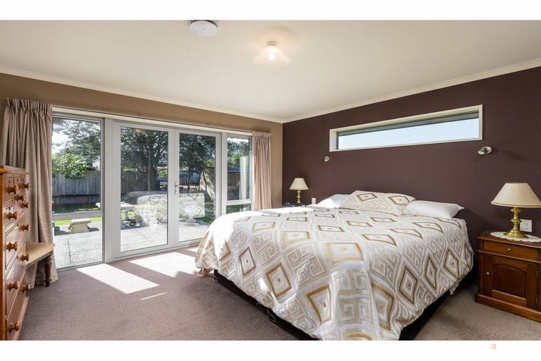 Photo of property in 200 High Street, Waimate, 7924