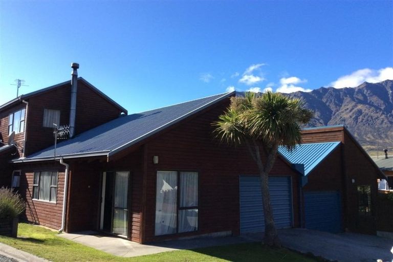 Photo of property in 15a Alta Place, Frankton, Queenstown, 9300