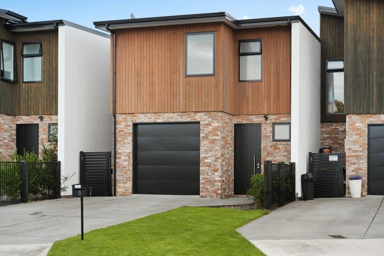 Photo of property in 5 Ruge Court, Cambridge, 3434