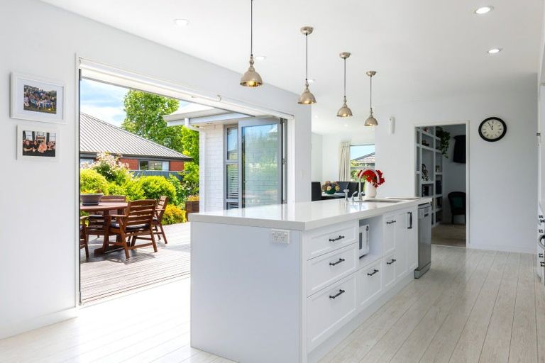 Photo of property in 16 River Terrace, Renwick, 7204