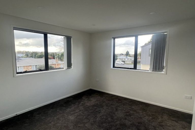 Photo of property in 94a Swanson Road, Henderson, Auckland, 0610