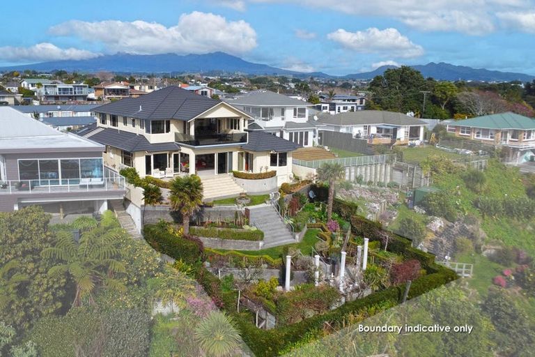 Photo of property in 448 Devon Street West, Lynmouth, New Plymouth, 4310