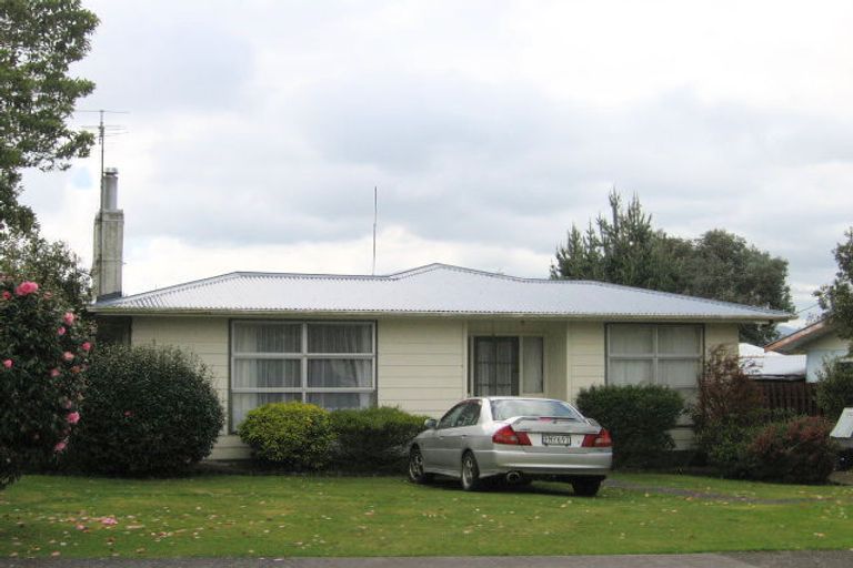 Photo of property in 30 Collie Drive, Pukehangi, Rotorua, 3015