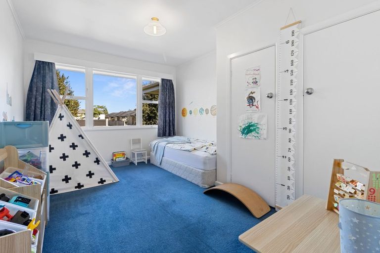 Photo of property in 14 Dover Road, St Andrews, Hamilton, 3200