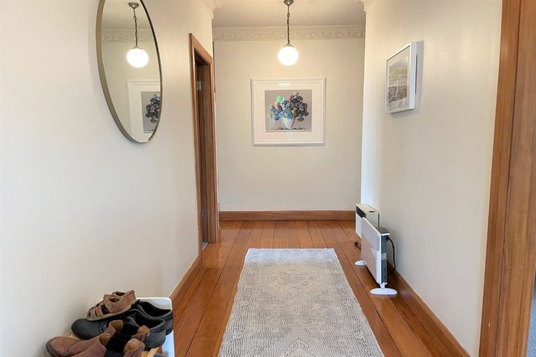 Photo of property in 56 Guy Avenue, Takaro, Palmerston North, 4410