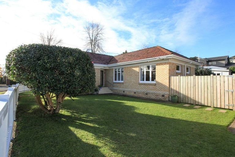 Photo of property in 124 Macfarlane Street, Hamilton East, Hamilton, 3216
