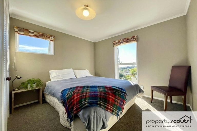 Photo of property in 12 Te Ngaere Place, Merrilands, New Plymouth, 4312