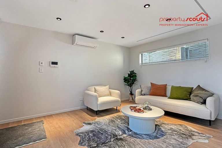 Photo of property in 2/12 Manuwai Road, Torbay, Auckland, 0630