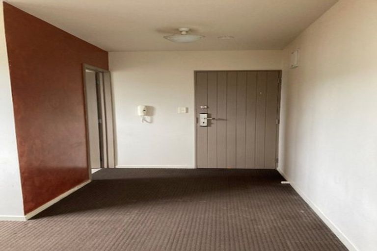 Photo of property in 27a Captain Scott Road, Glen Eden, Auckland, 0602