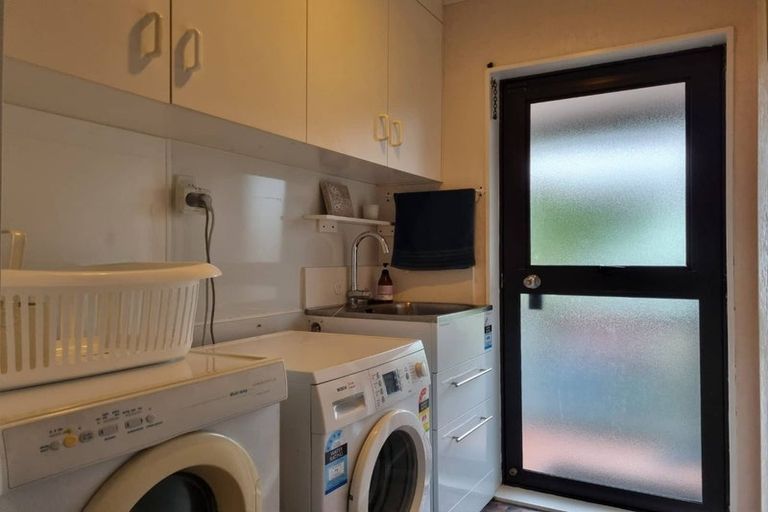 Photo of property in 94/2 Awanui Street, Merrilands, New Plymouth, 4312