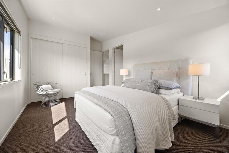 Photo of property in 55 Pinetone Road, Kumeu, 0892