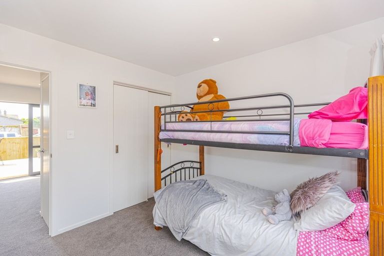 Photo of property in 5a Karaka Street, Castlecliff, Wanganui, 4501