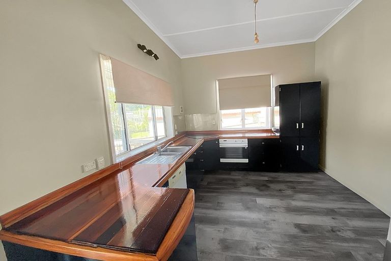 Photo of property in 9 Forres Street, Durie Hill, Whanganui, 4500