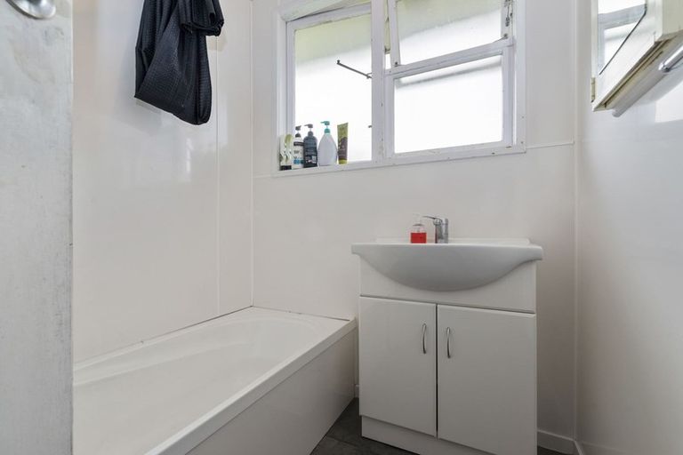 Photo of property in 14 Turquoise Place, Pukehangi, Rotorua, 3015