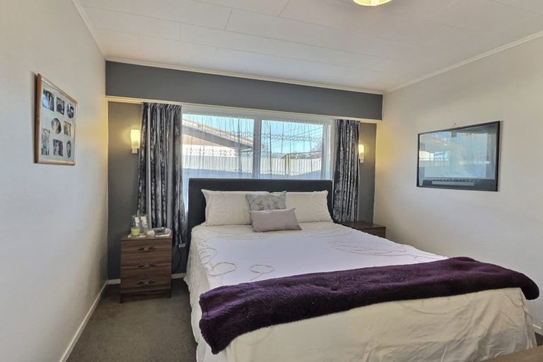 Photo of property in 19 Kirkcaldy Crescent, Flaxmere, Hastings, 4120