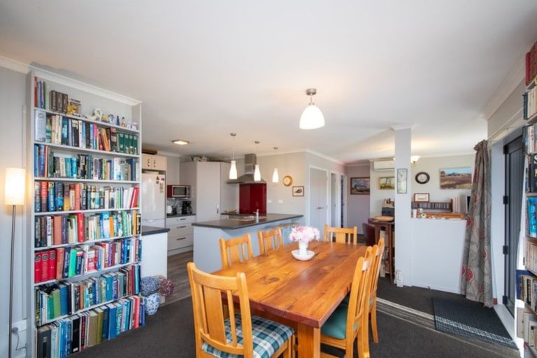 Photo of property in 7 Guthrie Court, Bulls, 4818