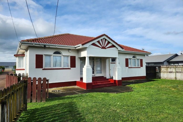 Photo of property in 279 Porchester Road, Takanini, 2112