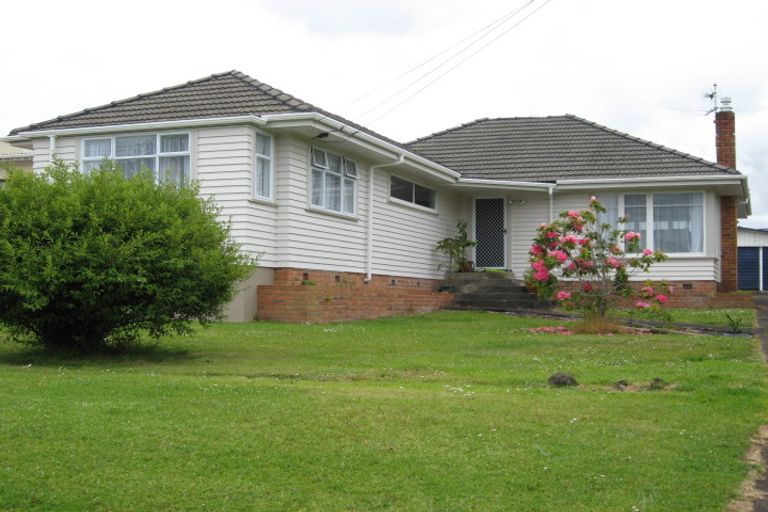 Photo of property in 9 House Avenue, Mangere Bridge, Auckland, 2022