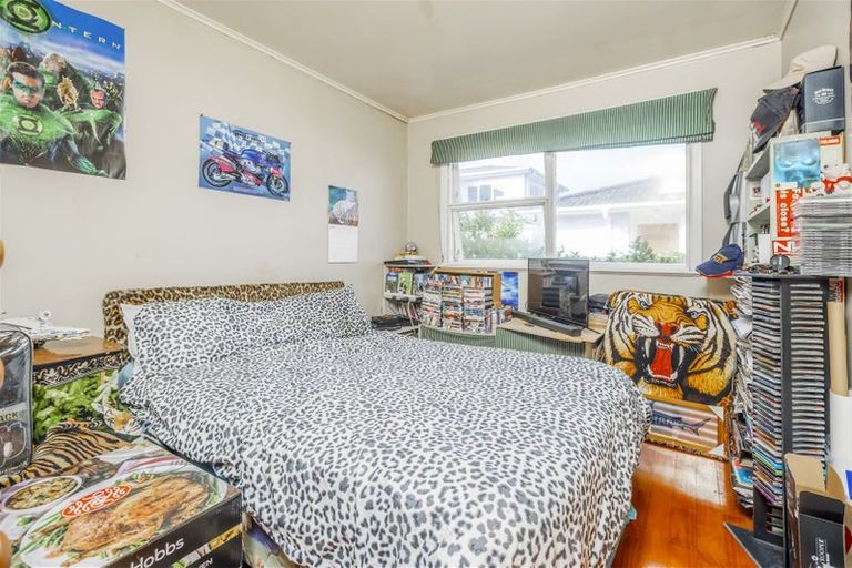 Photo of property in 18 Royal Arch Place, Rosehill, Papakura, 2113