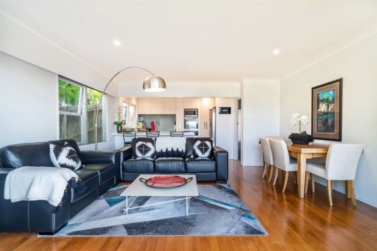 Photo of property in 1/14 Lake View Road, Takapuna, Auckland, 0622