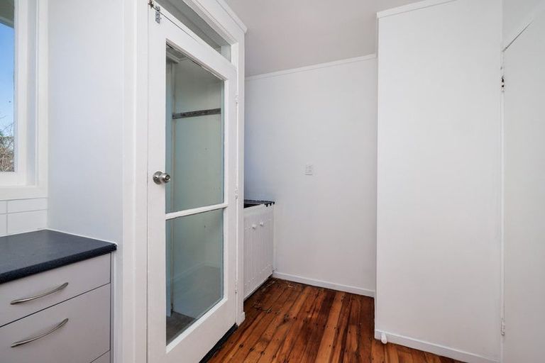 Photo of property in 15 Whiteman Road, Kawakawa, 0210