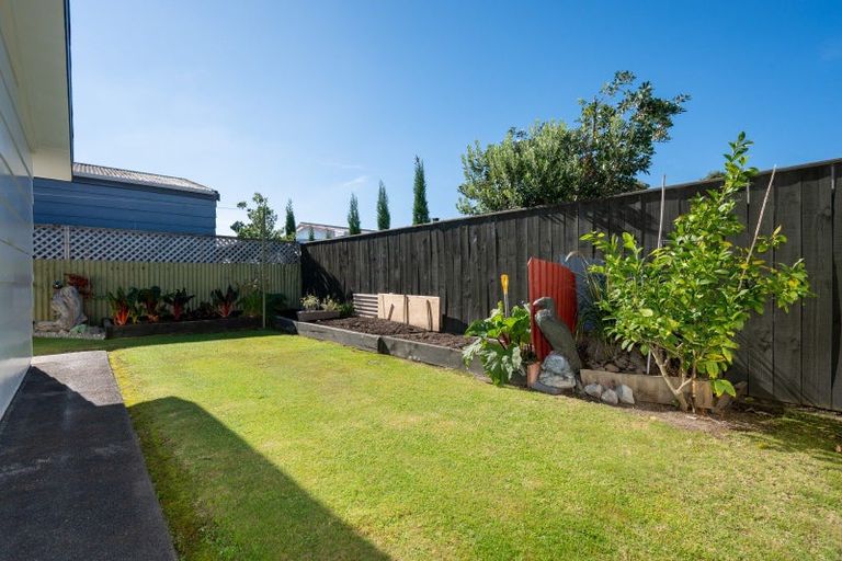 Photo of property in 8/10 Clifton Road, Haumoana, 4102