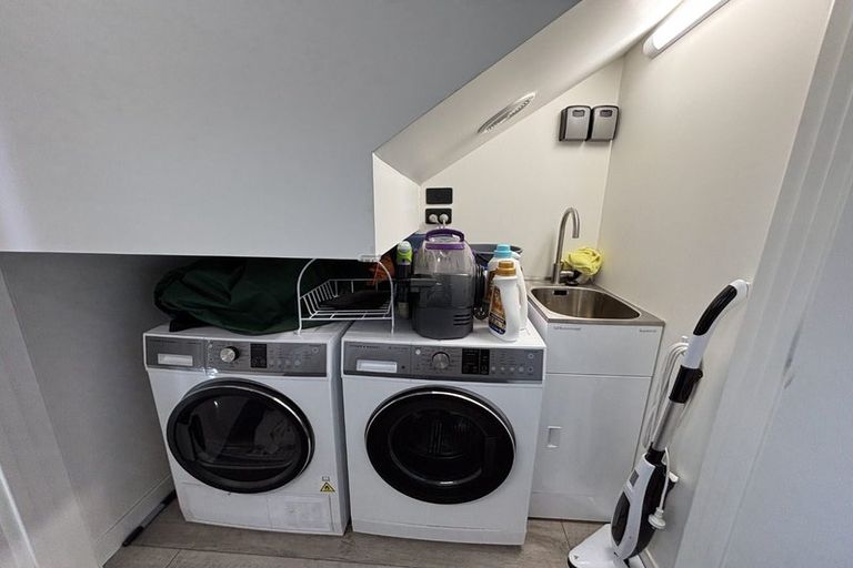 Photo of property in 17 Endurance Rise, Orewa, 0931