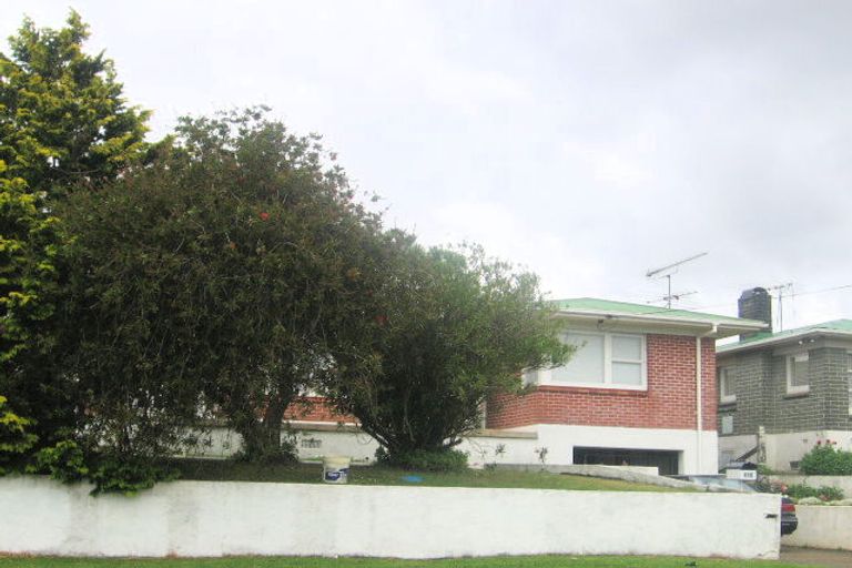 Photo of property in 116 Victoria Street West, Onehunga, Auckland, 1061