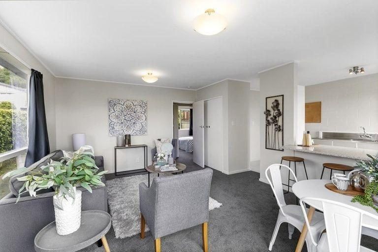 Photo of property in 10b Camellia Terrace, Maungaraki, Lower Hutt, 5010