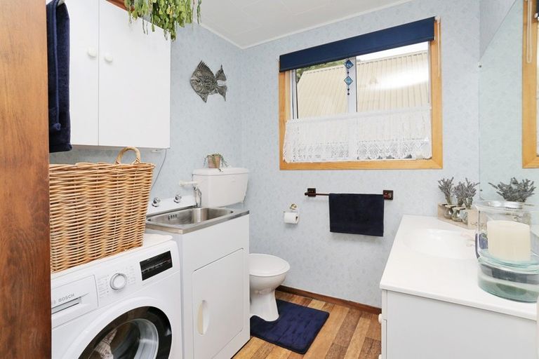 Photo of property in 37 Bryson Road, Otatara, Invercargill, 9879