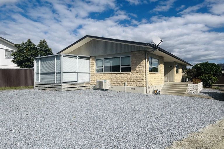 Photo of property in 8 Cornwall Place, Stoke, Nelson, 7011