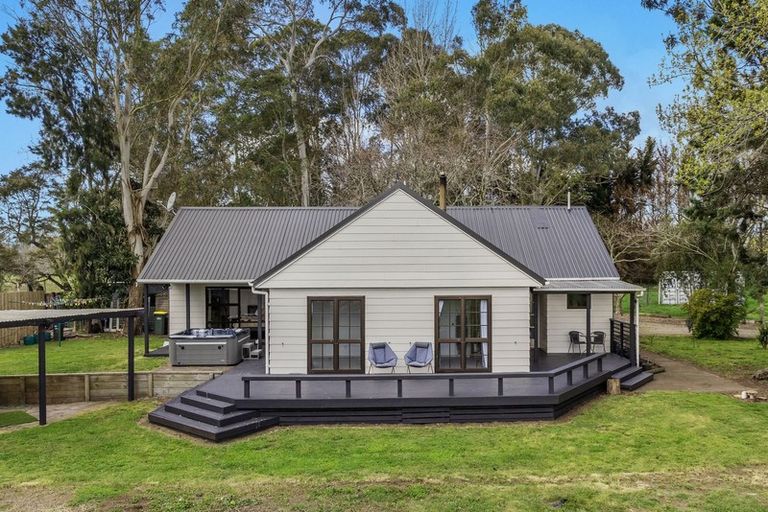Photo of property in 108 Kawerau Road, Putauaki, Whakatane, 3192
