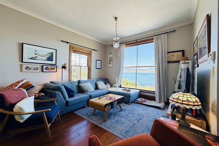Photo of property in 285 Karaka Bay Road, Karaka Bays, Wellington, 6022