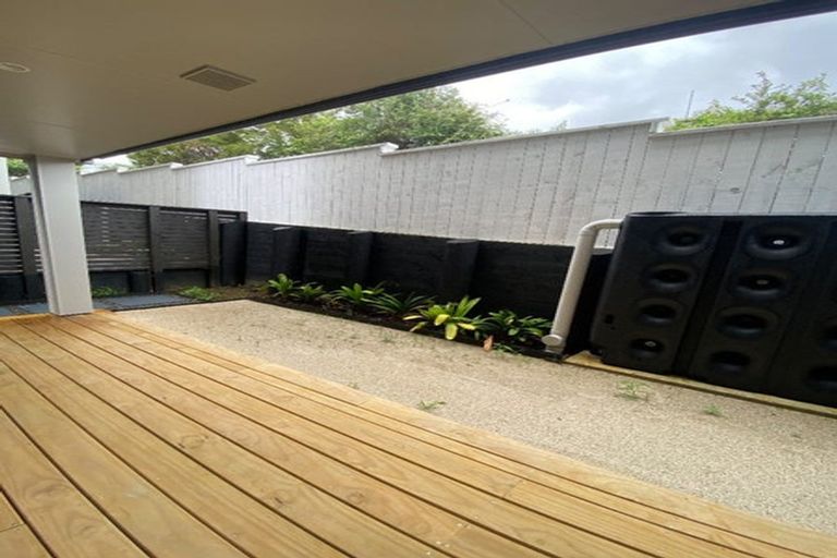 Photo of property in 32b Potter Avenue, Northcote, Auckland, 0627