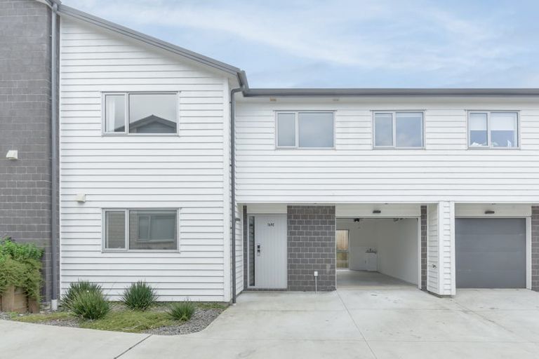 Photo of property in 171c Wallace Road, Mangere Bridge, Auckland, 2022