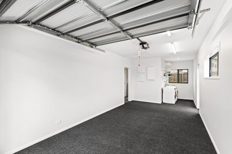 Photo of property in 75 Glenvar Ridge Road, Long Bay, Auckland, 0630