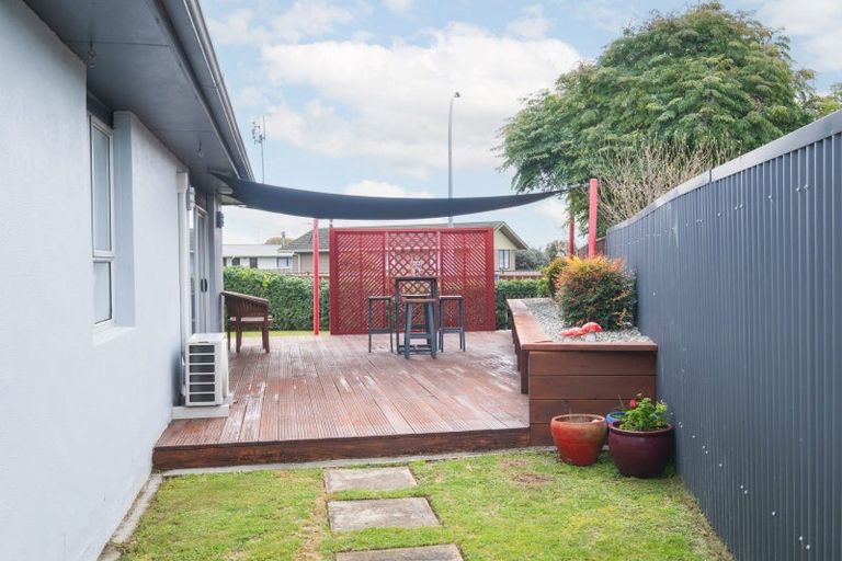 Photo of property in 7 Trimble Place, Bell Block, New Plymouth, 4312