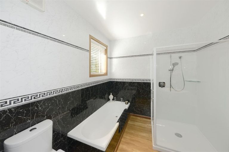 Photo of property in 8 Crichton Terrace, Cashmere, Christchurch, 8022