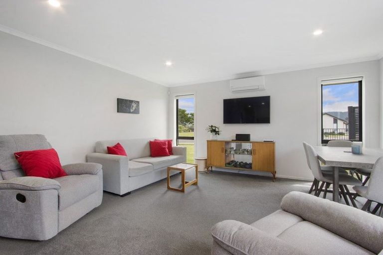 Photo of property in 14 Eastbank Drive, Katikati, 3129