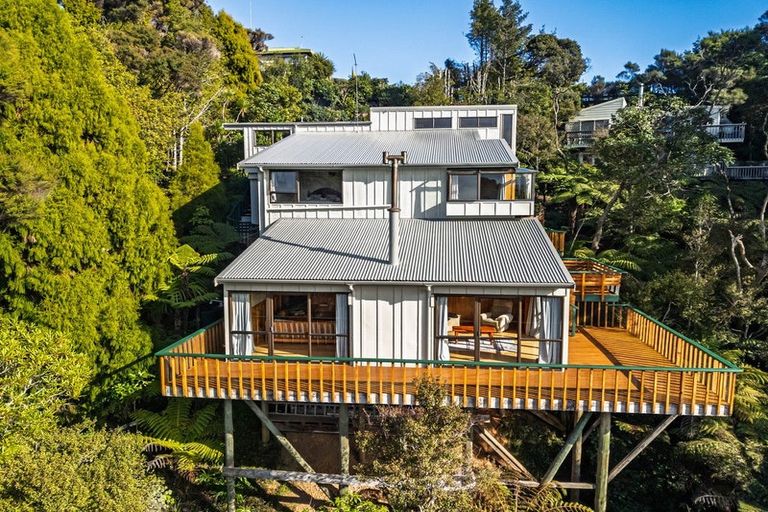 Photo of property in 53 Te Haumi Drive, Paihia, 0200
