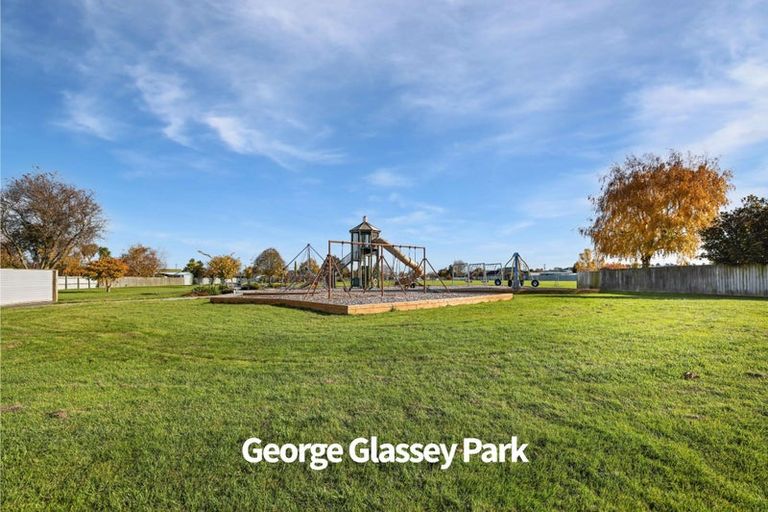 Photo of property in 15 Hight Place, Tinwald, Ashburton, 7700