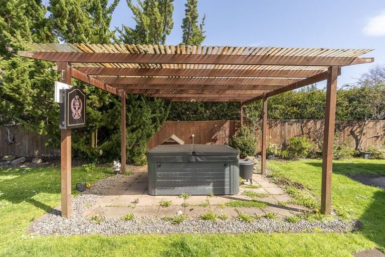 Photo of property in 49 Cairns Crescent, Rototuna, Hamilton, 3210