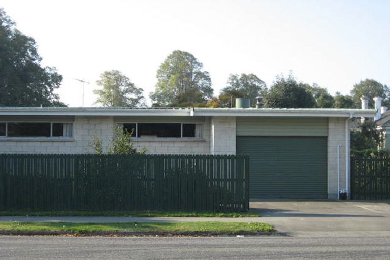 Photo of property in 1 Princes Street, Temuka, 7920