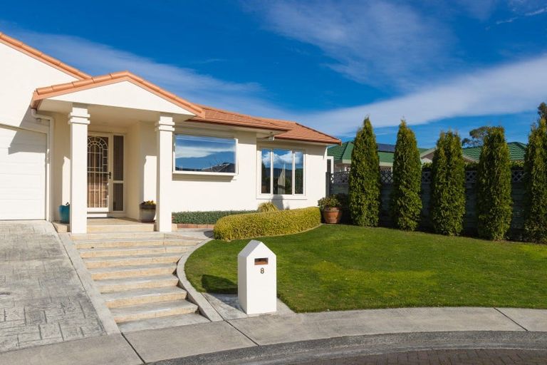 Photo of property in 8 Dules Walk, Taradale, Napier, 4112